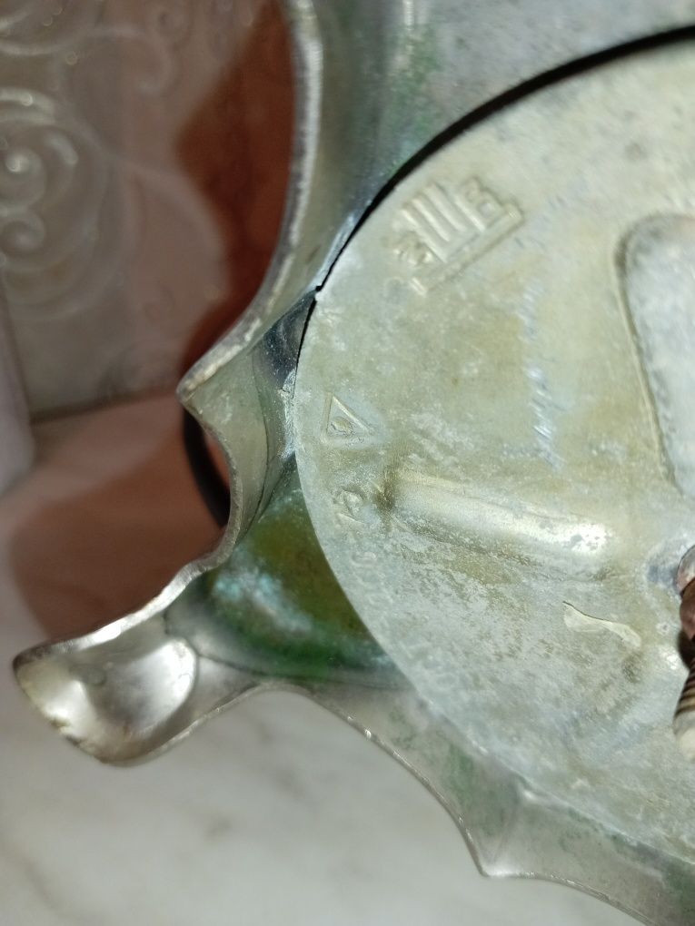 Продам самавар электрический  3 л.1980г СССР.