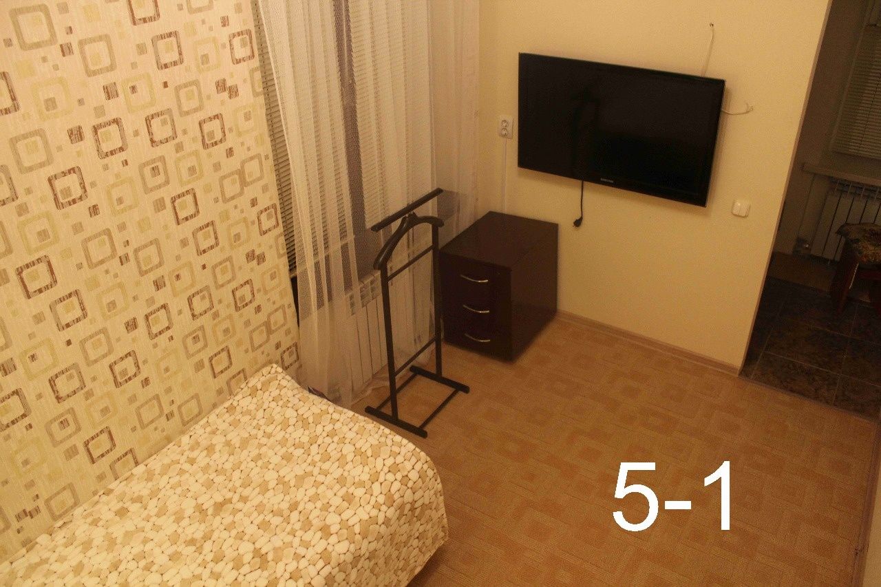 Квартира посуточно (номер в Мини гостинице) .Чисто. Уютно. WiFi.24/7