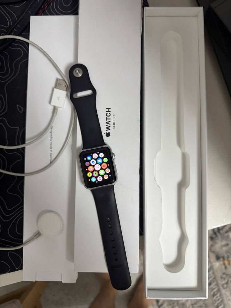 Продам Apple watch 3 42mm