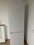 Холодильник Indesit
