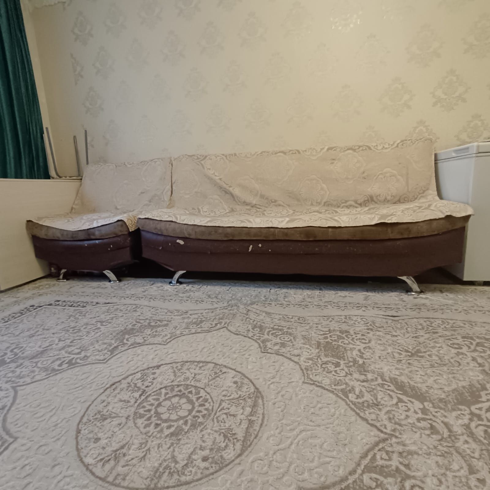 Диван и 2 кресла