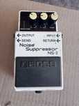 Продам гитарную примочку BOSS Noise Suppressor NS-2