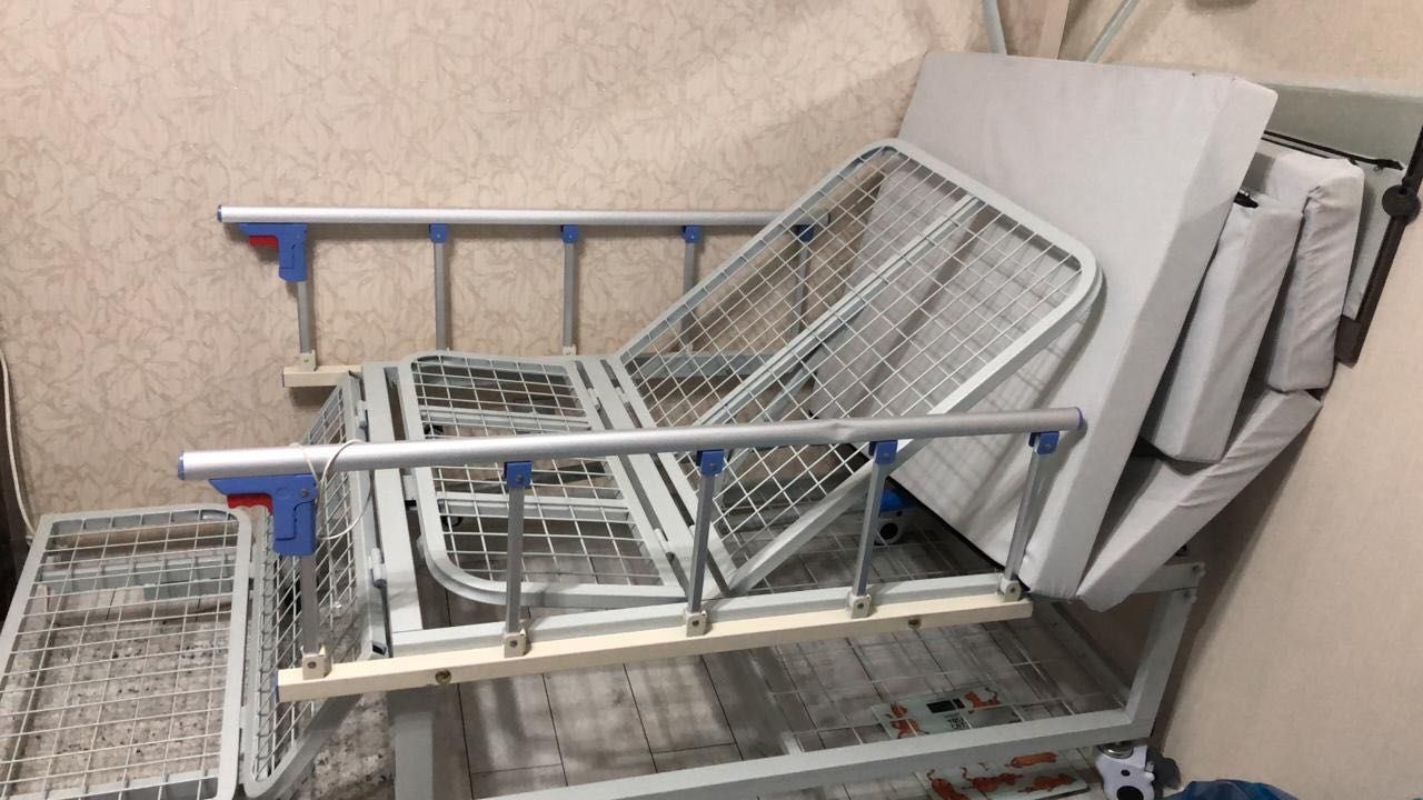 Кровать медицинская
