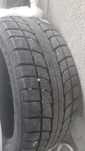 Продам комлект зимней резины 225/45 R17