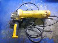 Продается УШМ Dewalt