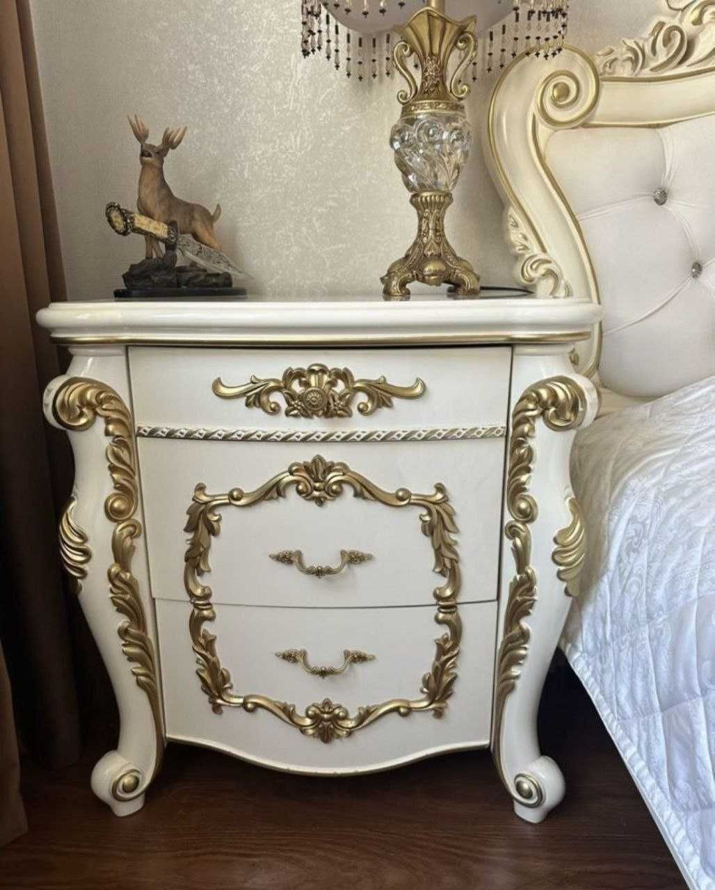 Продам спальный гарнитур. F