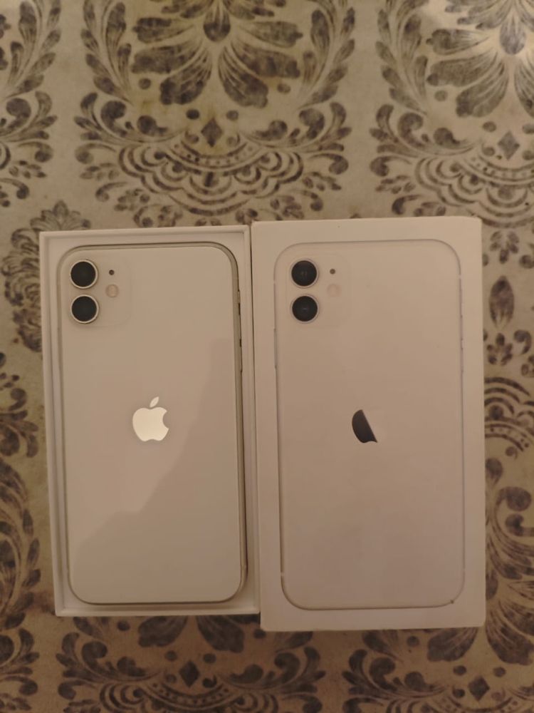 Продам Iphone 11