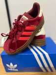 Продам новые кроссовки adidas оригинал