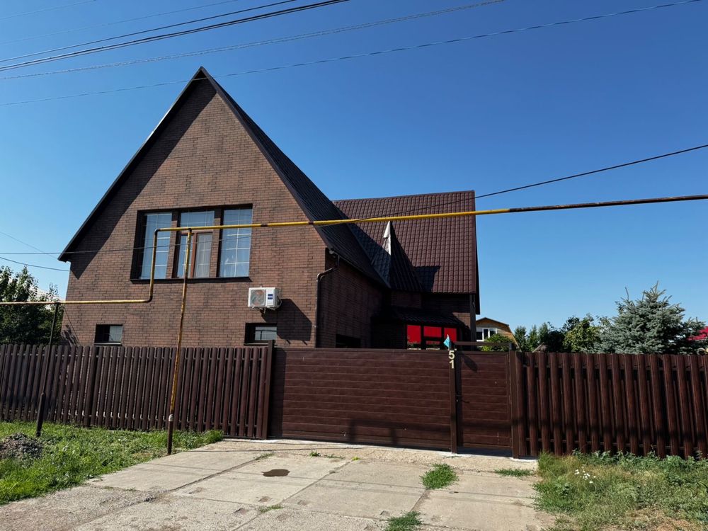 Продам дом в 11 микрорайоне