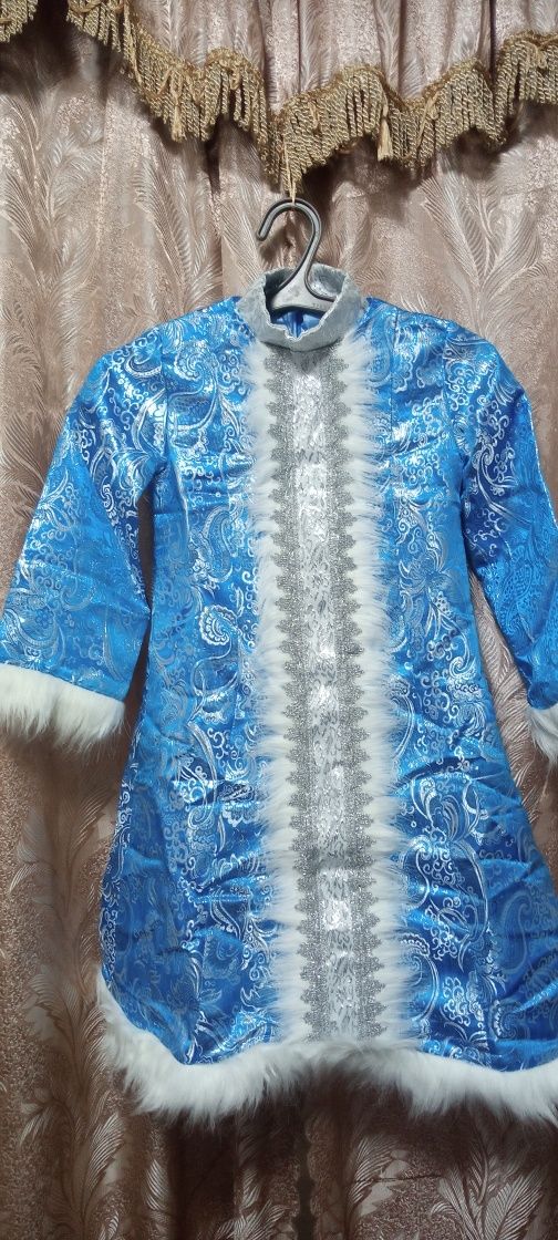 Новогодний костюм. Снегурочка