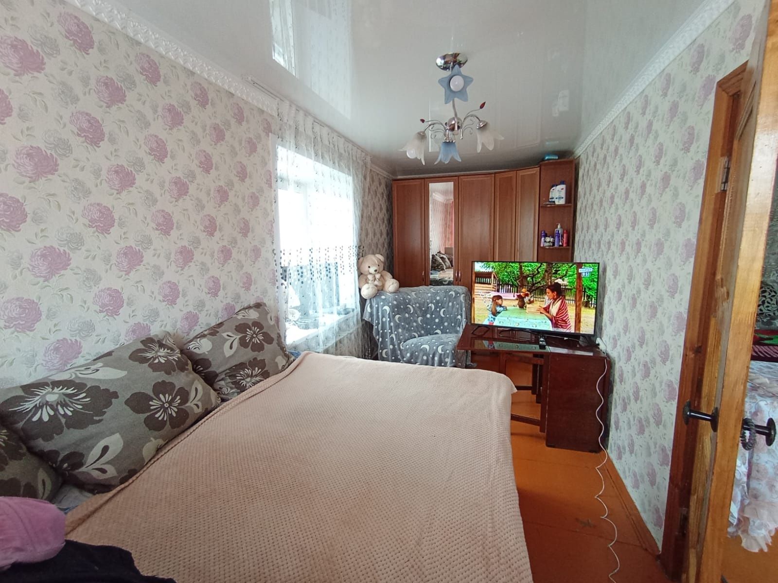 Продам 2х р-н Университета
