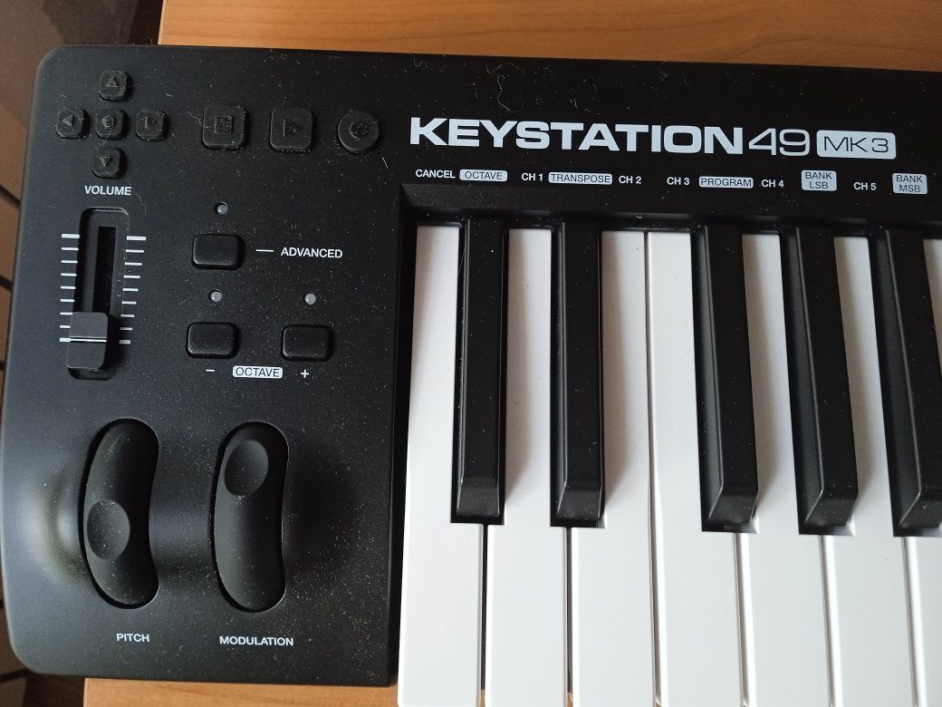 Миди-клавиатура M-Audio Keystation MK3 Black
