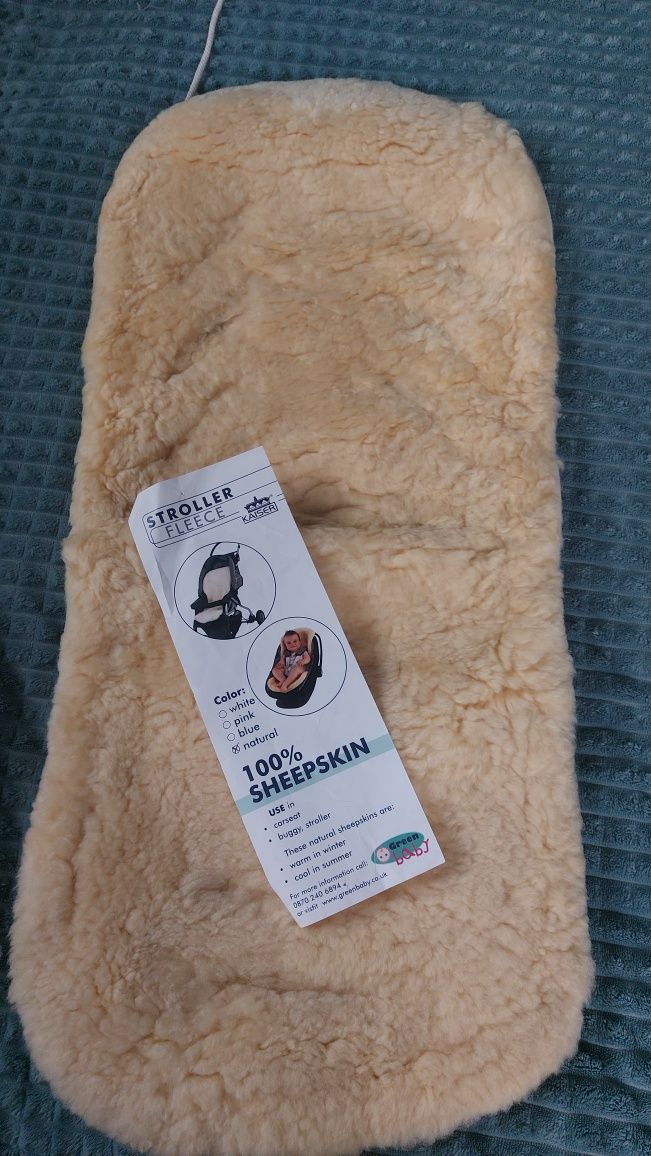 Продам стельку на коляску из овчины