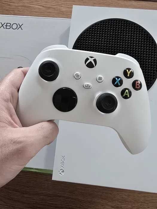 Игровая приставка Xbox series S