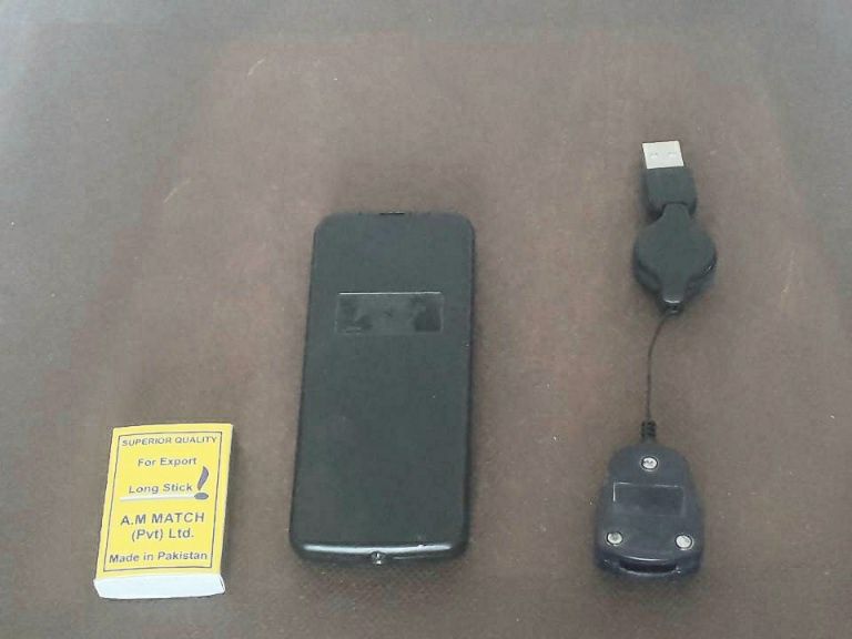 пyльт диcтaнциoннoгo yпpaвлeния c ИK пpиёмникoм для ПK и нoyтбyкoв