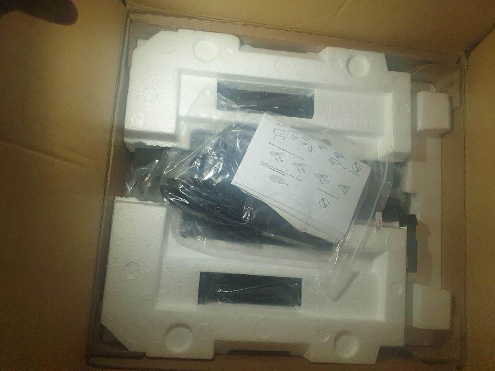Продам бесперебойник smart ups x2200 в упаковке. Цена ниже рыночного.