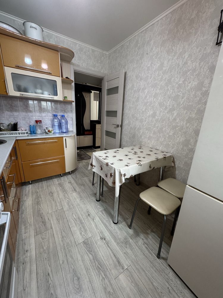 Продам 3-ком квартиру в кирпичном доме! Срочно!