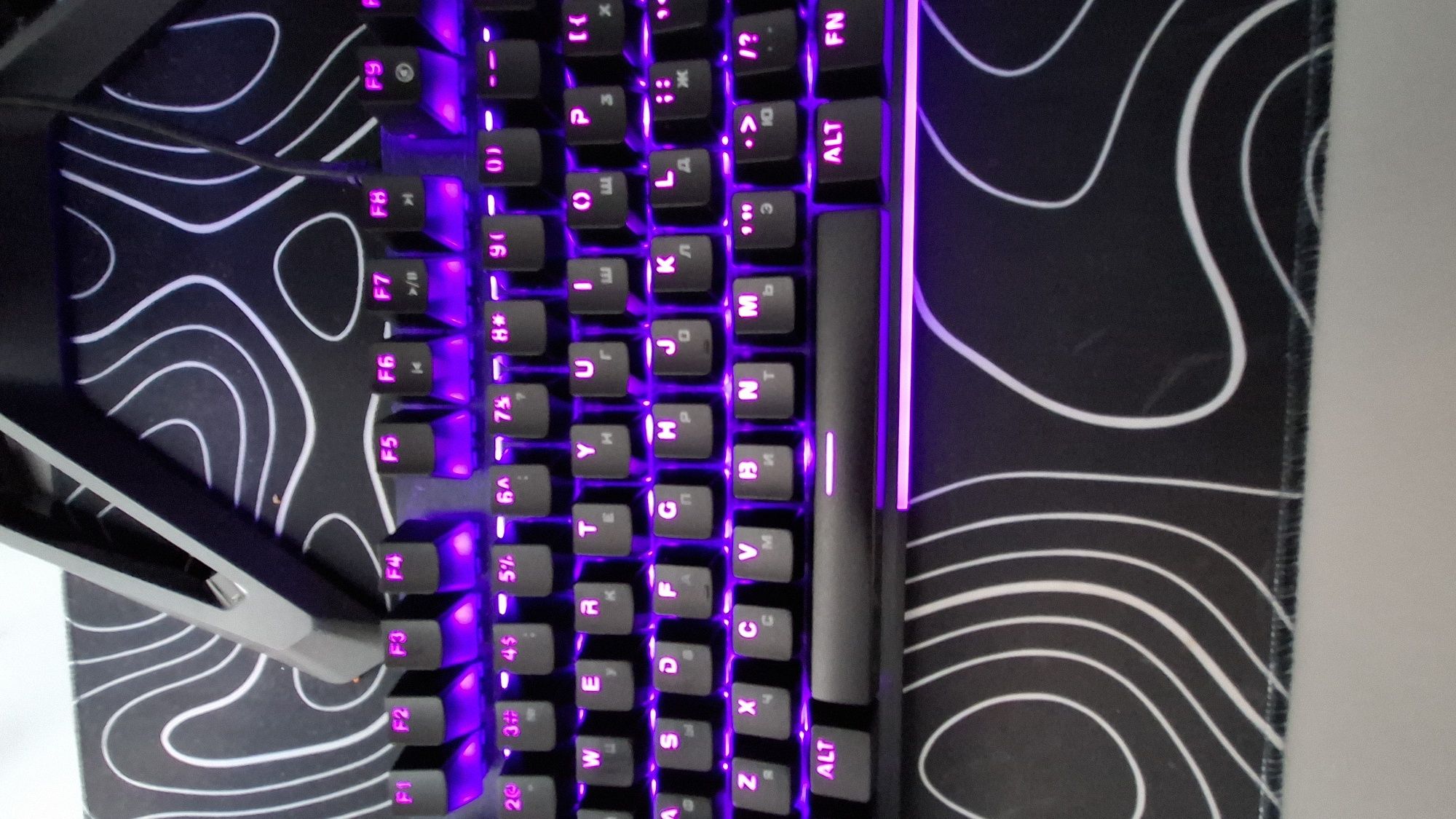 Клавиатура HyperX 100 размер, механическая
