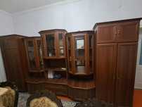 Продается большой гарнитур  с двумя шкафами