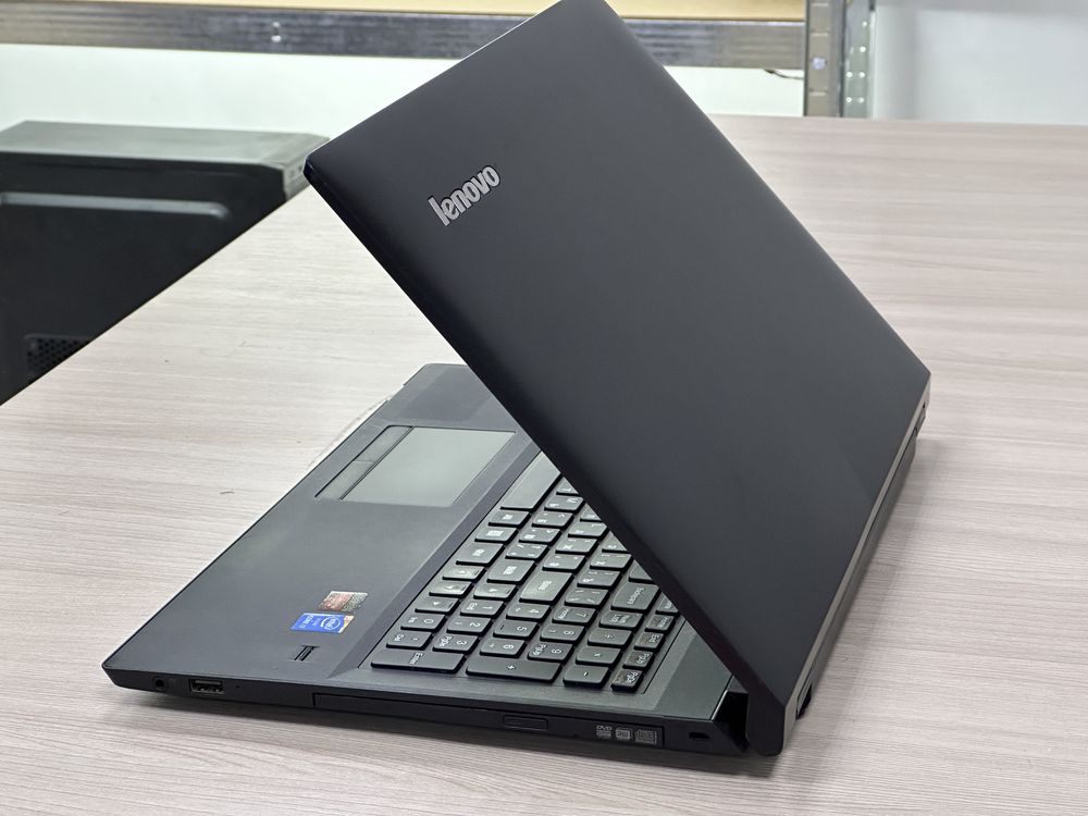 Ноутбук Lenovo / core i7 / 1000gb / AMD Radeon / kaspi 0-0-12
