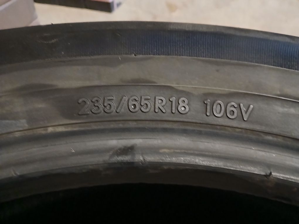 Продаю шину б/у 235/65 R18 106V для запаски,докатки