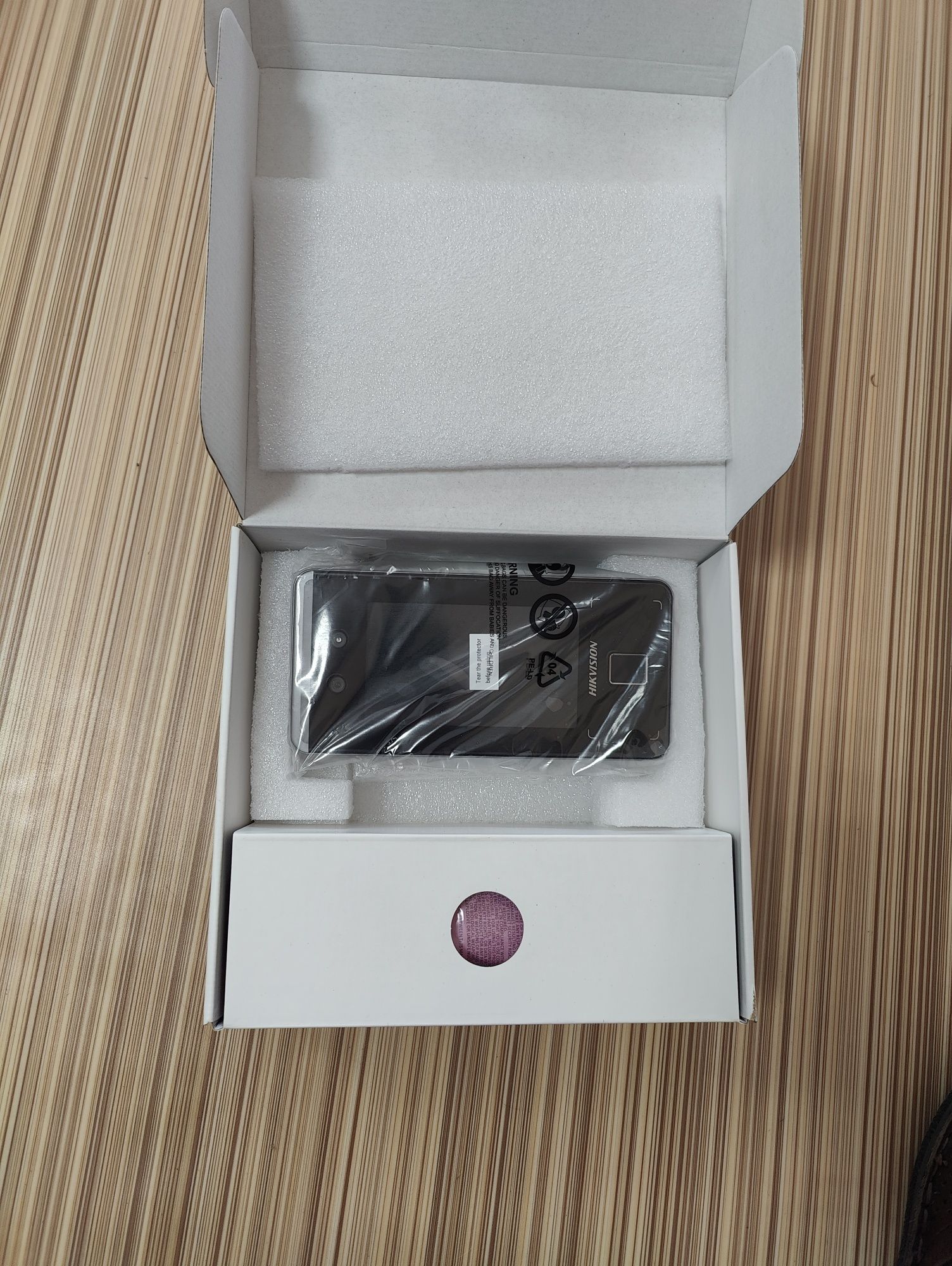 Hikvision DS-K1T341AMF Терминал контроля доступ с распознаванием лиц