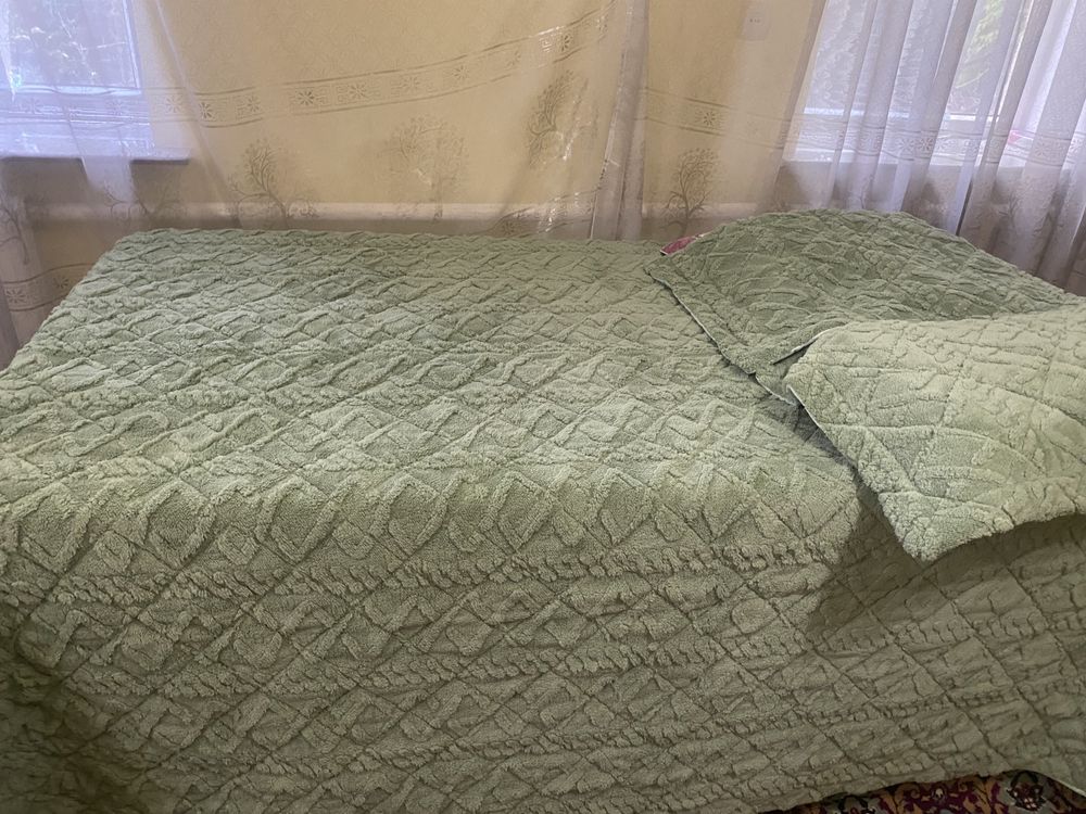 Продам покрывало двухспальное blumarine home collection