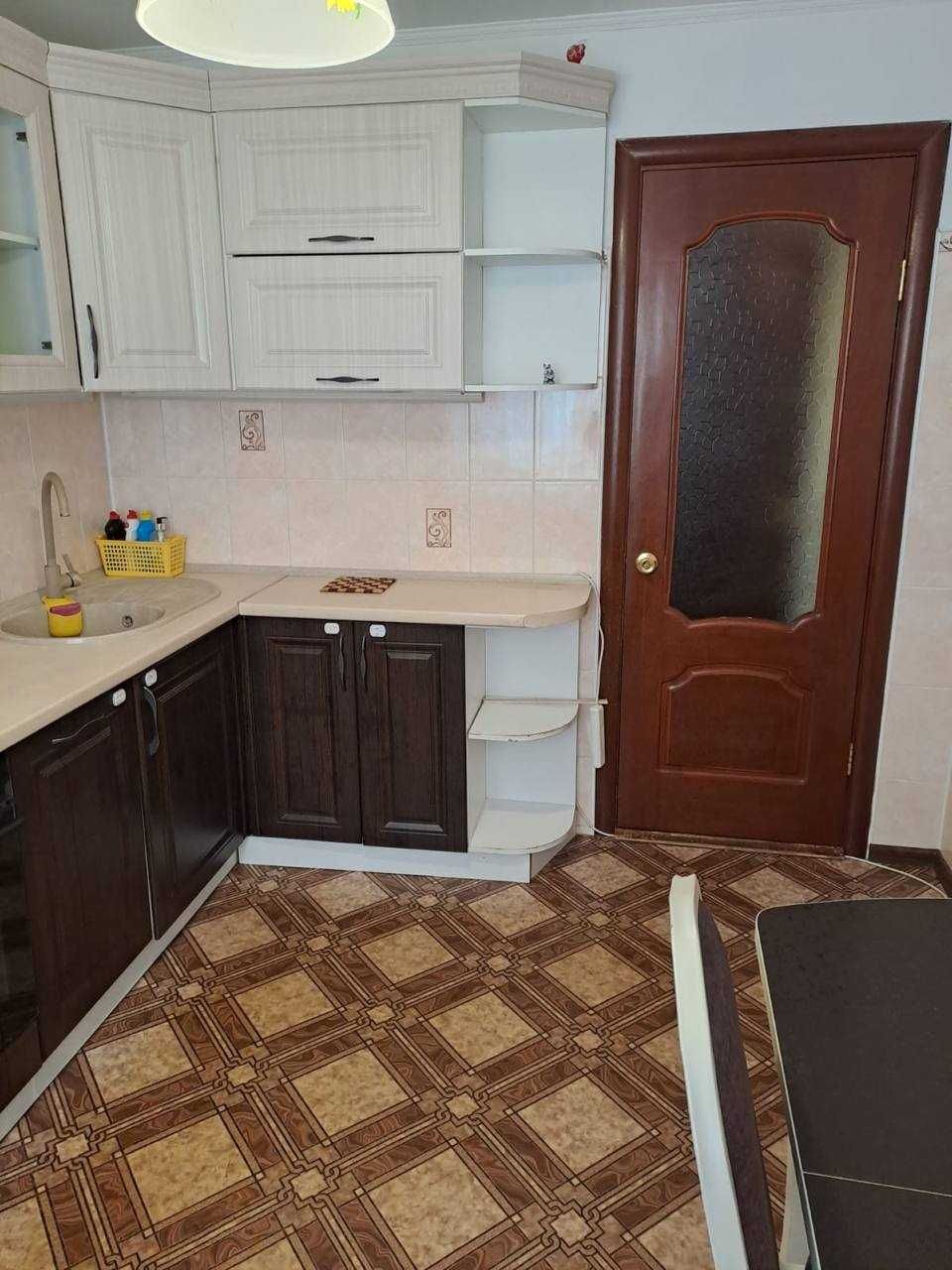 Сдам 2-х комнатную квартиру в центре