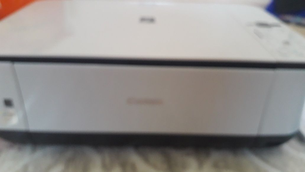Принтер Canon PIXMA MP240
Canon PIXMA MP240