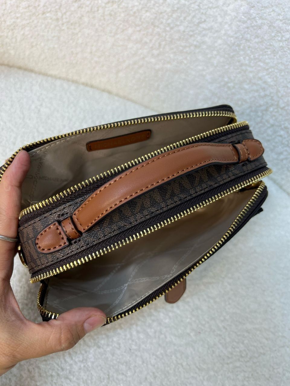 Сумка Michael Kors в фирменной подарочной коробке