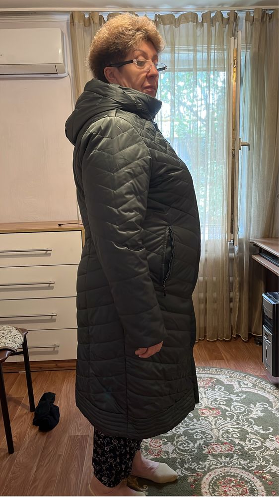 Продам два пальто