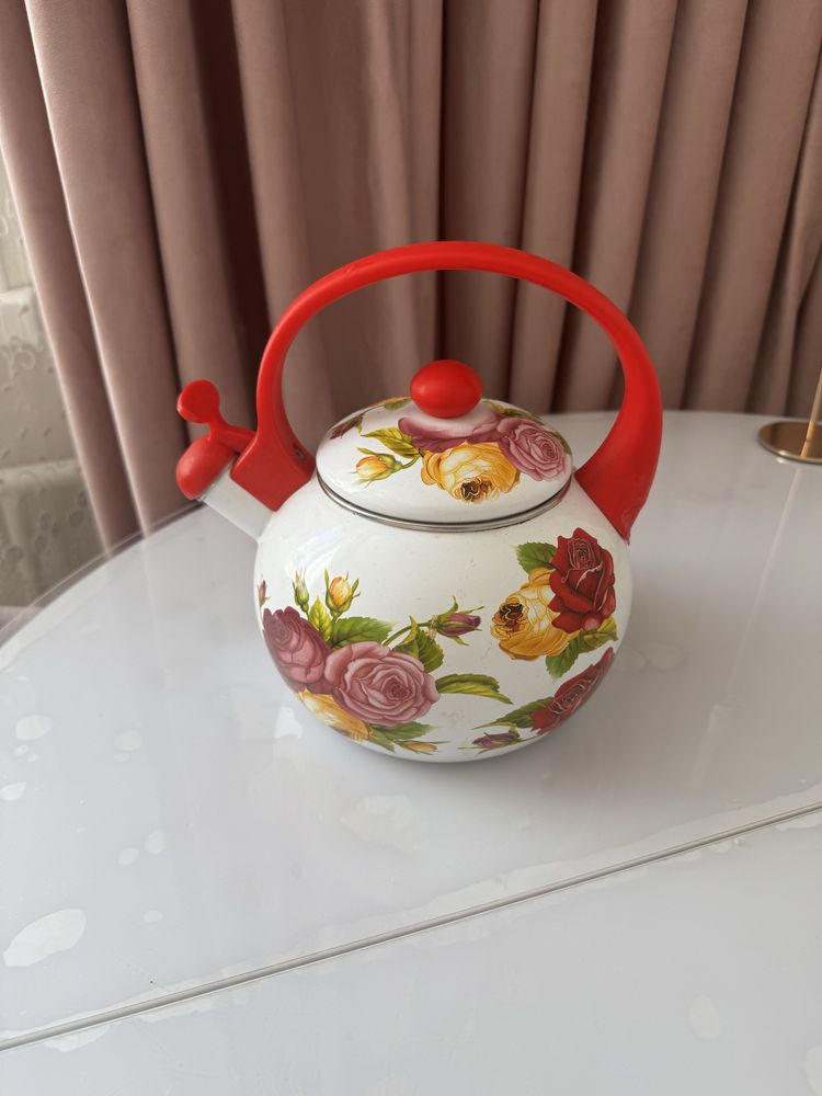 Чайник со свистком