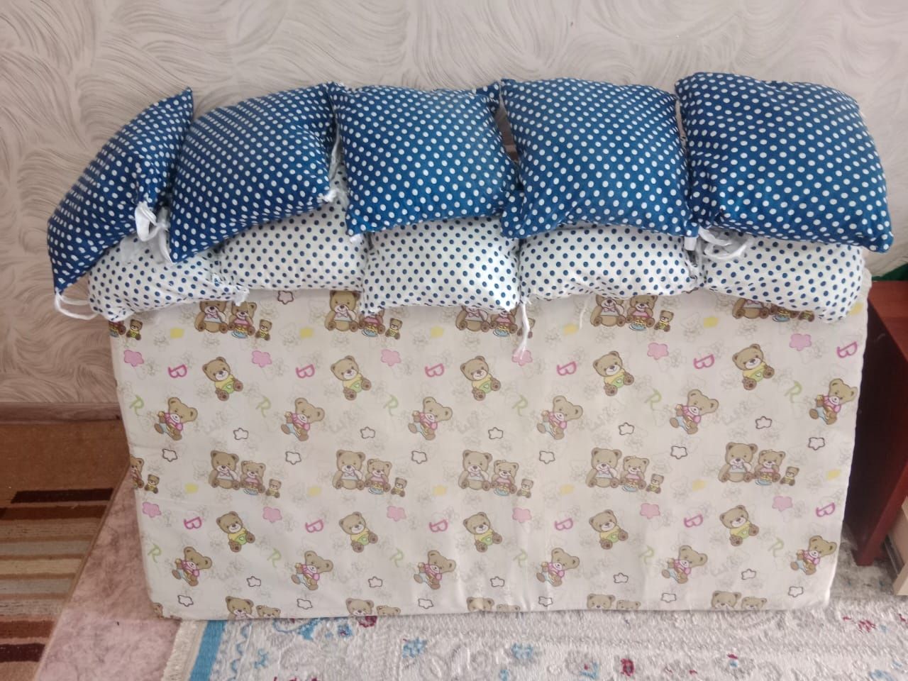 Продам детскую кроватку
