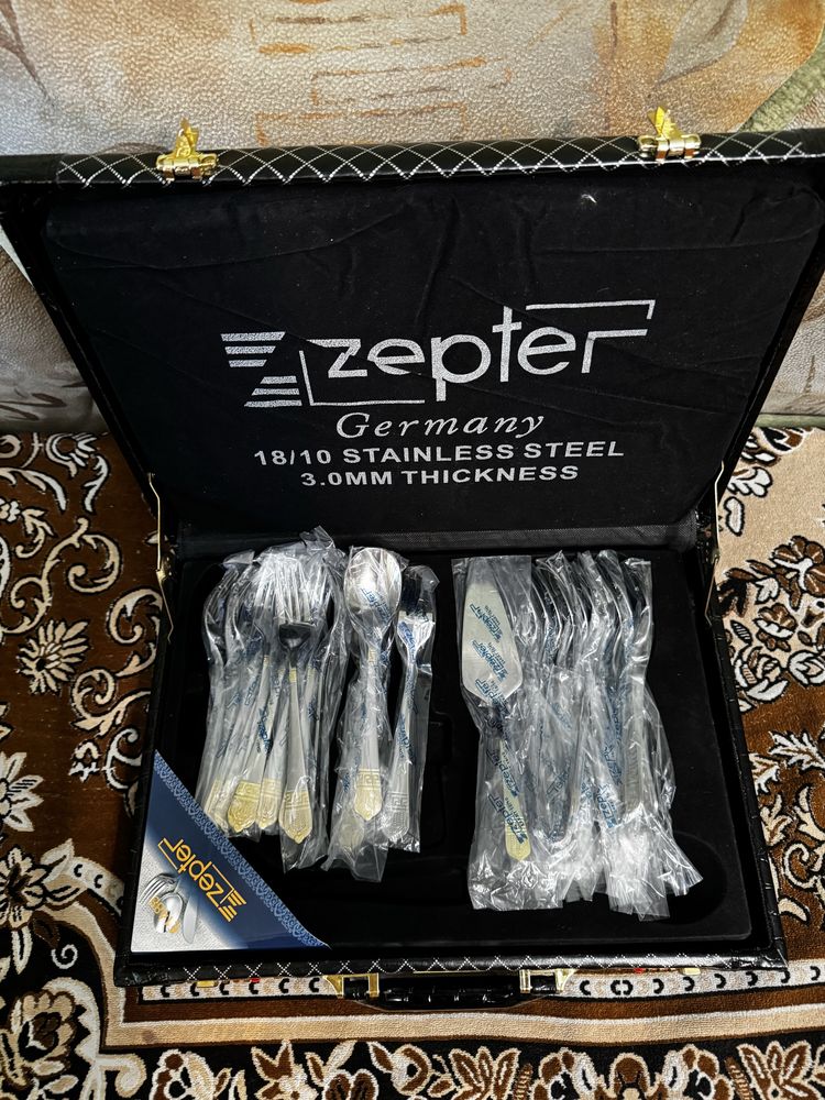 Набор столовых приборов Zepter