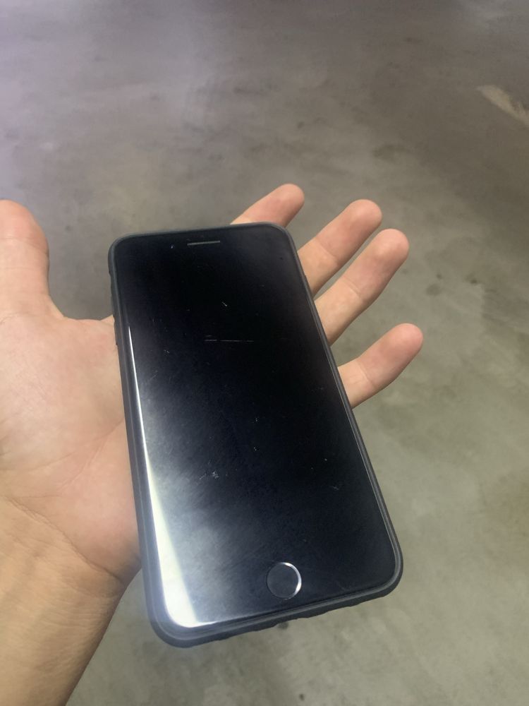 Айфон 8+ iPhone 8+