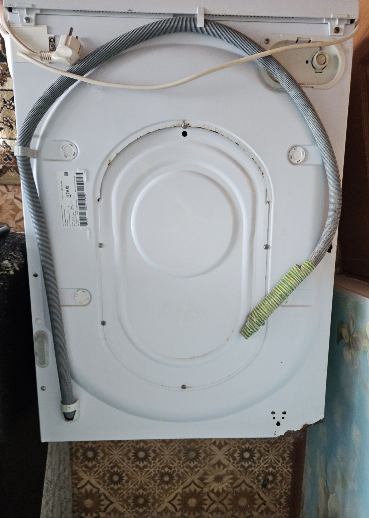 Стиральная машина Indesit WISL 102