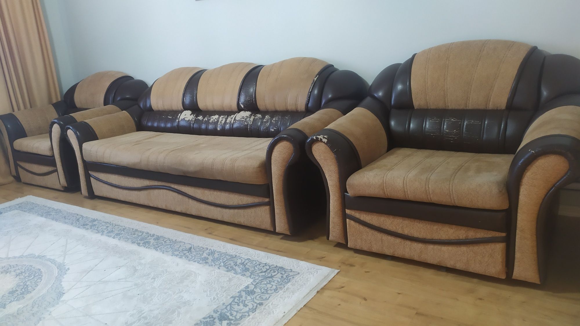 Продам мягкий уголок
