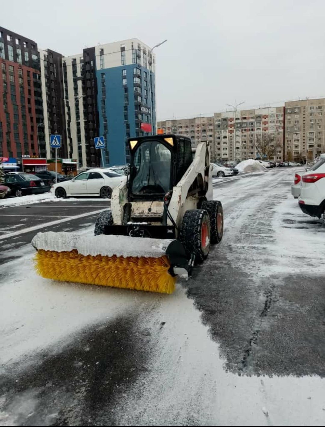 Аренда, услуги минипогрузчика BobCat S300