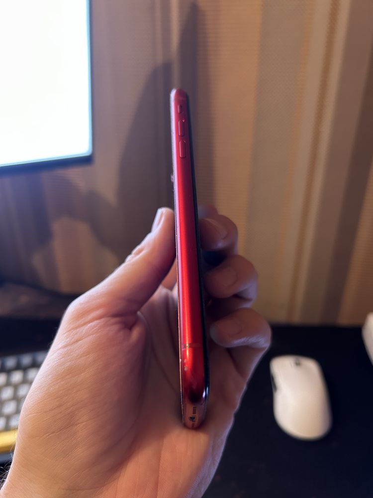 Хр красный на 256гб XR red 256gb