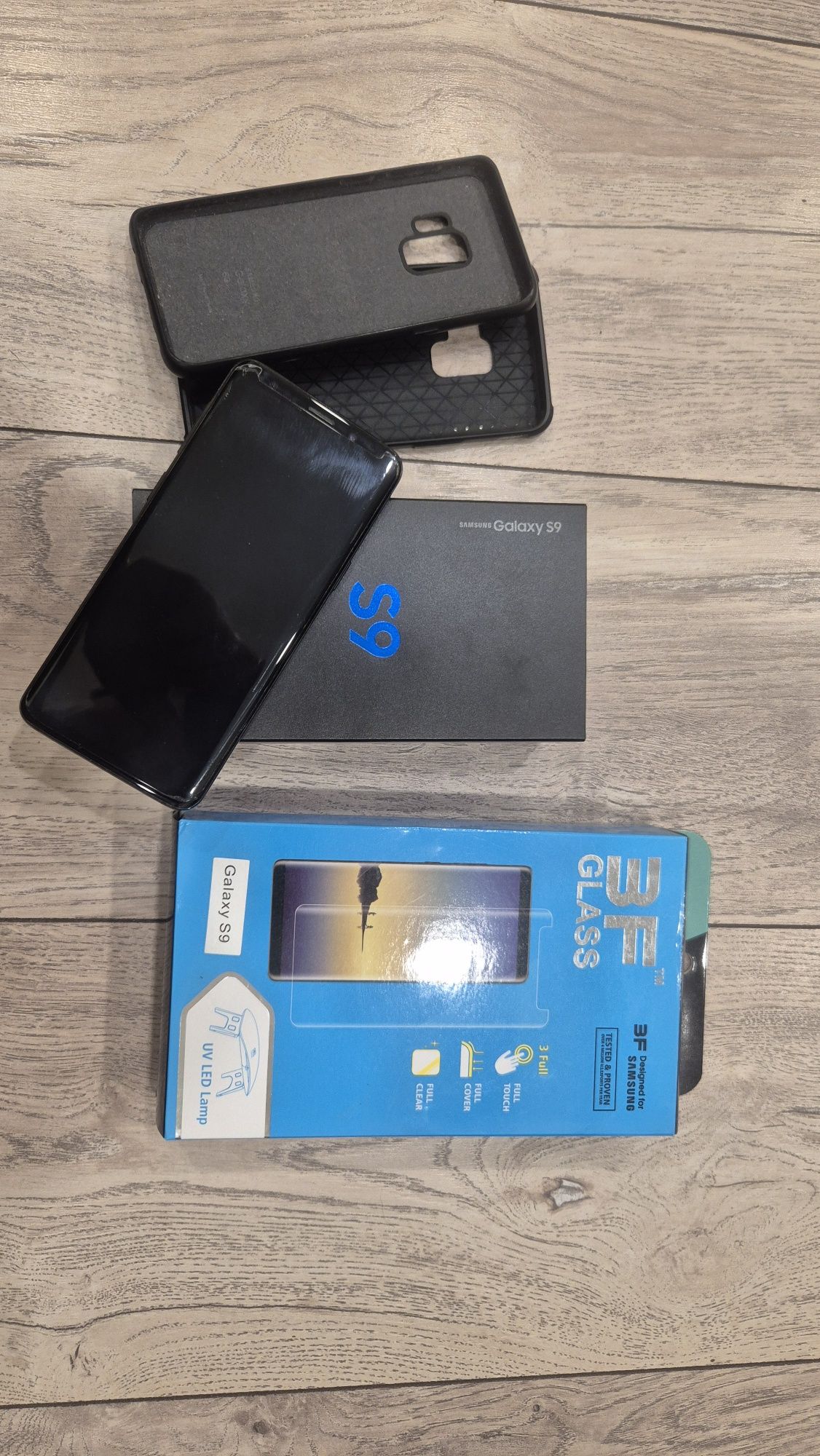 Телефон Samsung S9