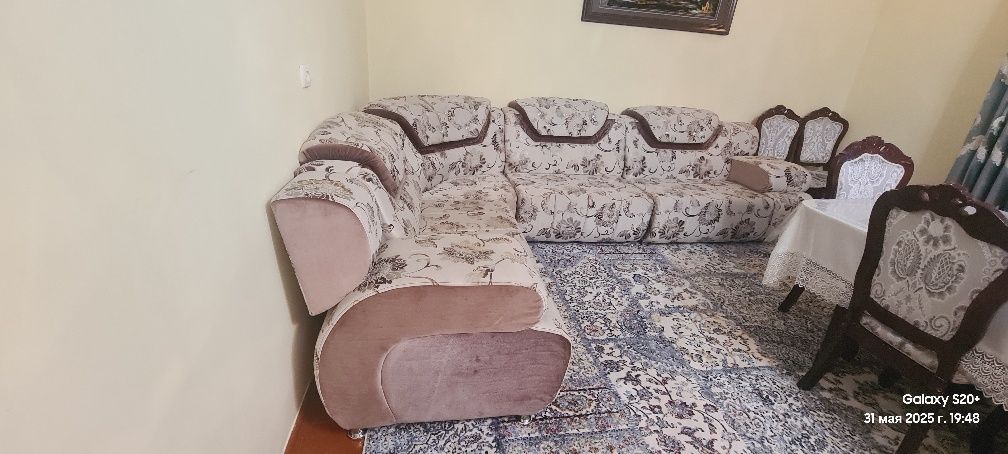 Диван для гостиной Г образный