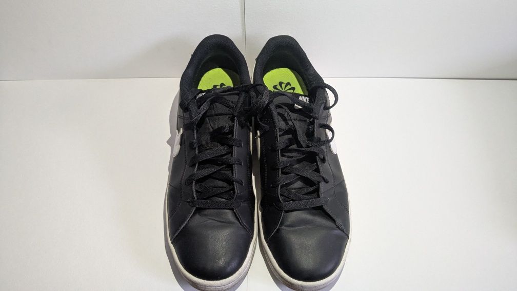 Nike court royale 2