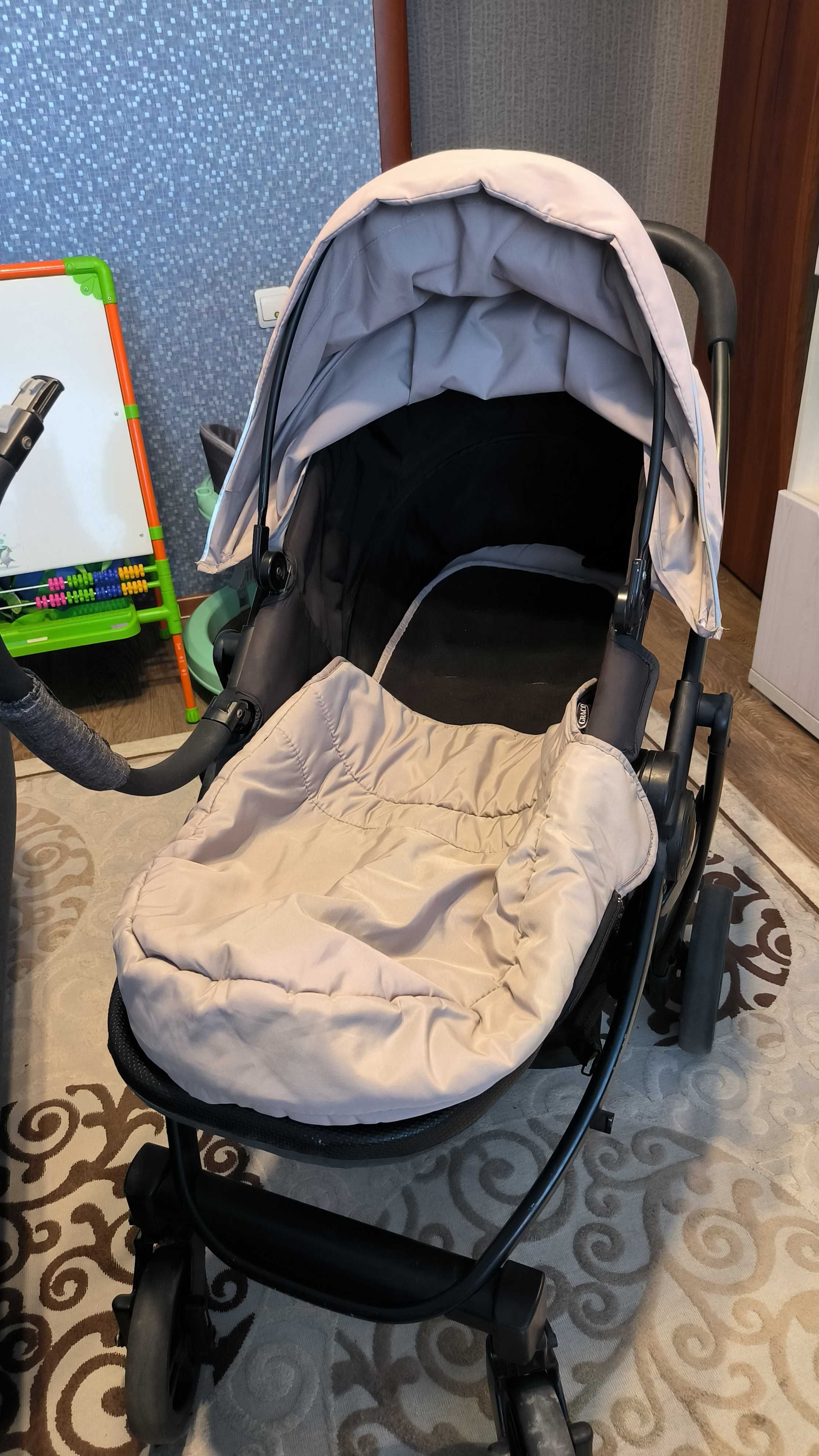 Коляска Детская GRACO EVO в хорошем состоянии.