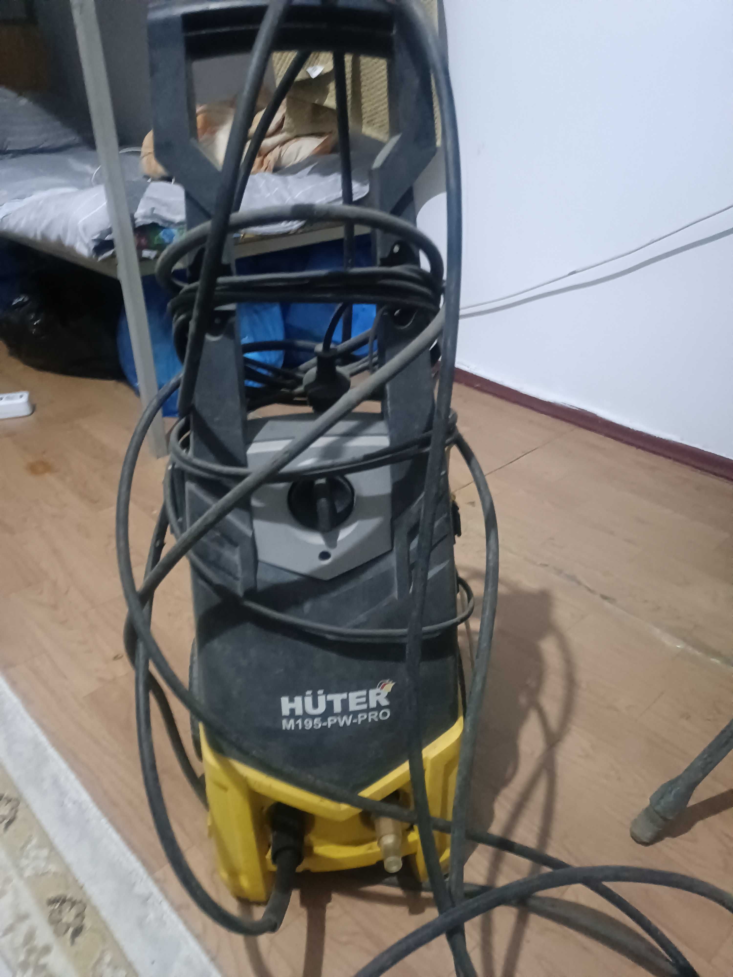 Продам керхер,2 штуки в не рабочем состоянии,б/у,