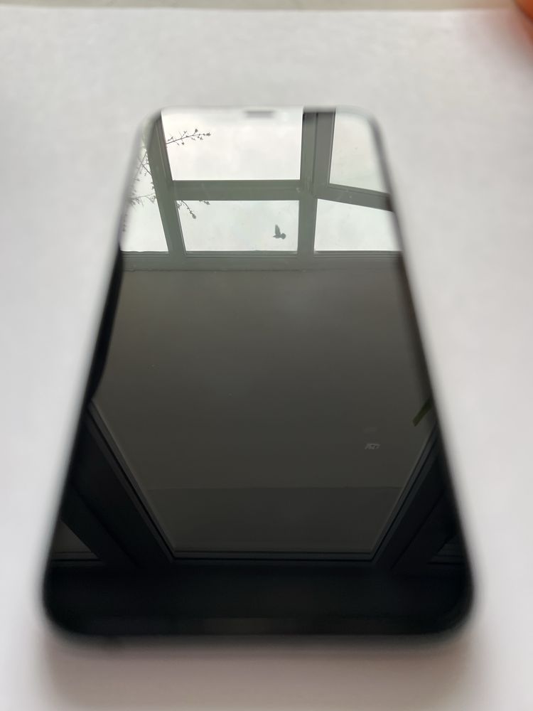 Iphone XS 256Гб в хорошем состоянии