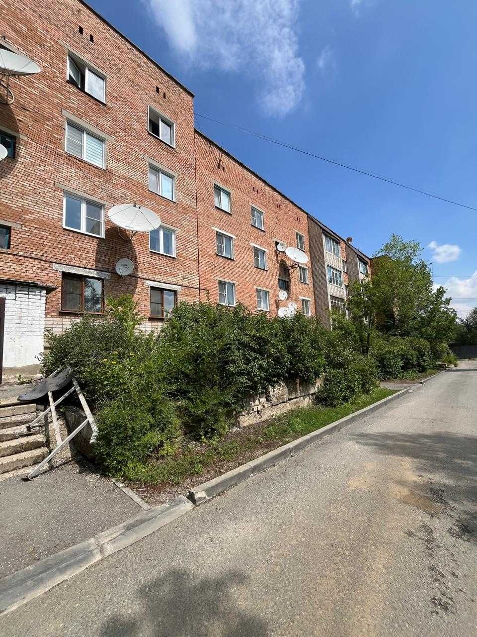 Продам 2х комн квартиру по улице Энтузиастов 9, 4 этаж
