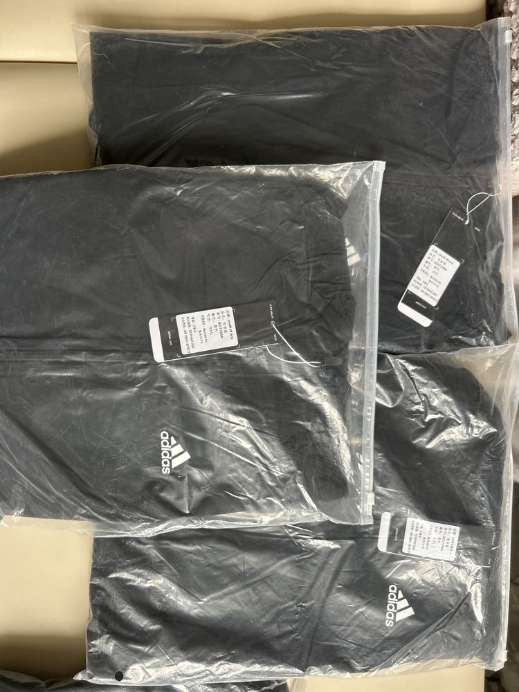 Спортивный костюм Adidas