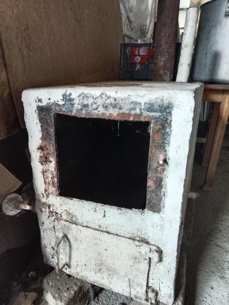 Продам печь под газ и под уголь