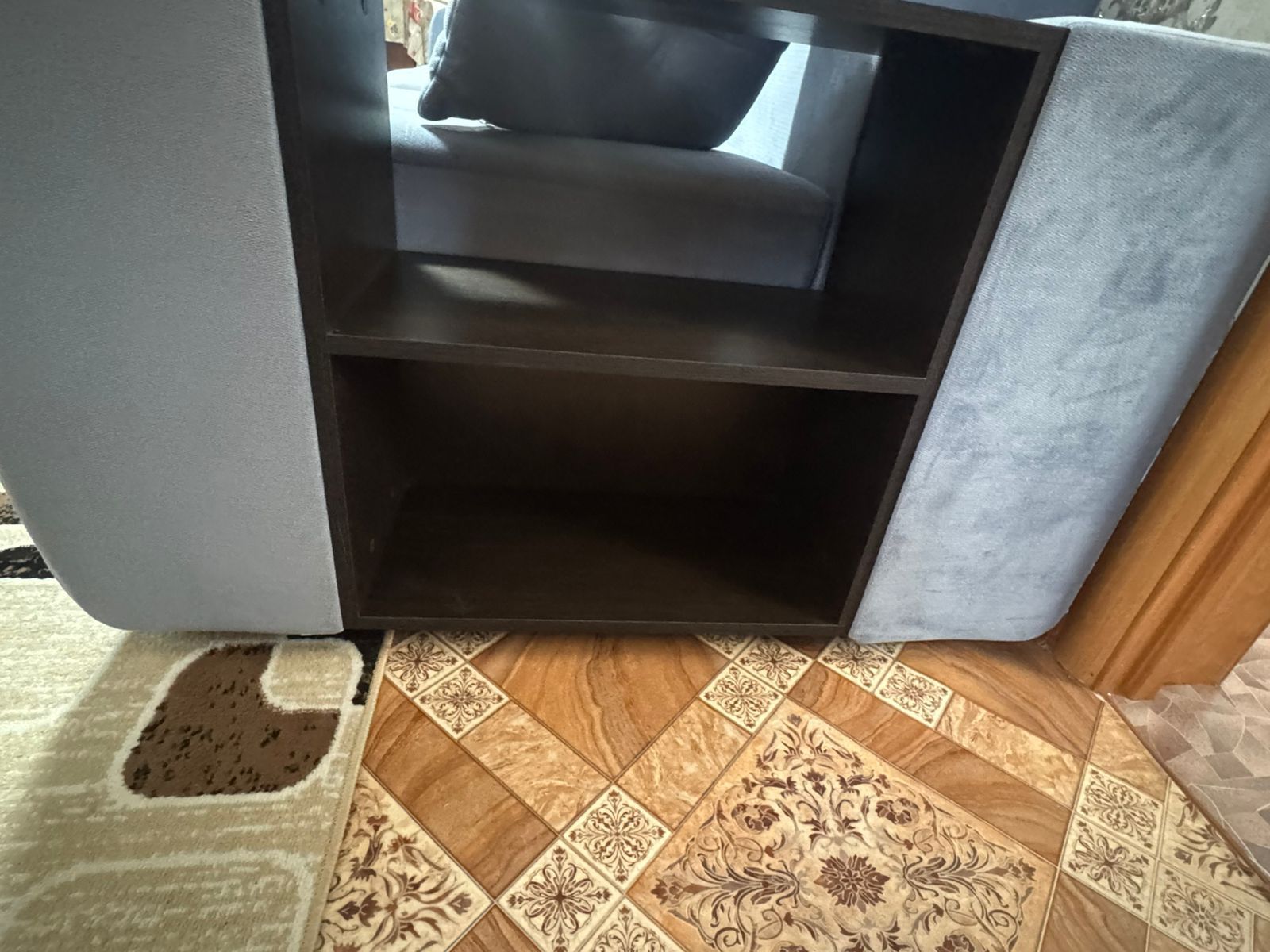 Продам шикарный диван Куплен в Евромебель