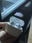 Airpods 4 ANC с шумоподавлением